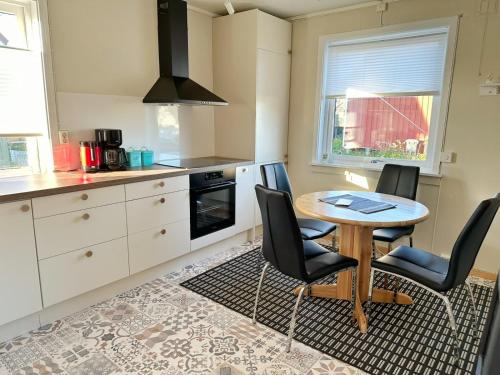 Cocina, Hedvig Guesthouse & Ragnahus in Vadso