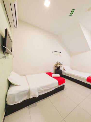 Night Queen Express Hotel (KLIA T1 / KLIA T2) Room Type - Superior Twin No Window