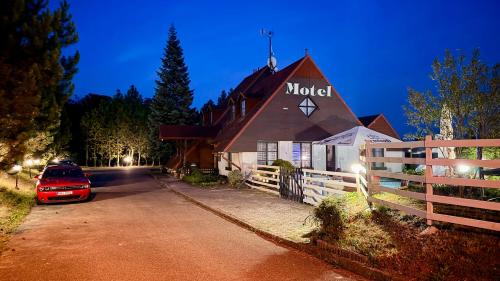 . Motel Dareon