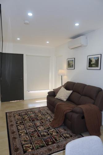 New Modern Family Retreat 3BR Near Parramatta