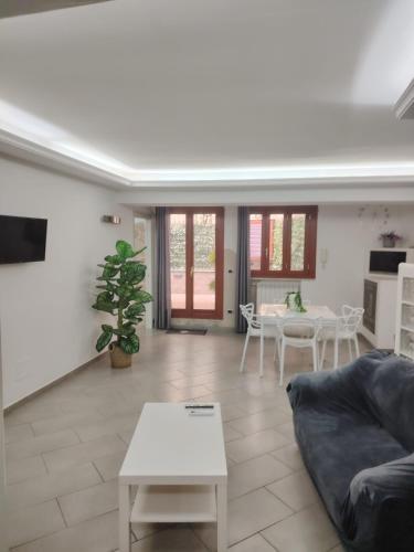 BORGO LORETO NAPLES