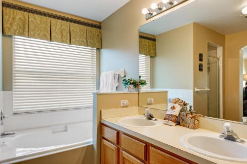 Private Conservation View Villa - image 6