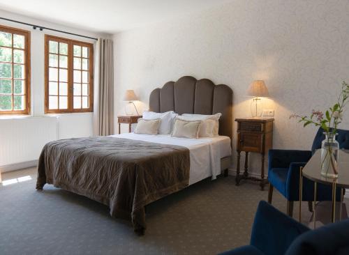 1 queen bed
