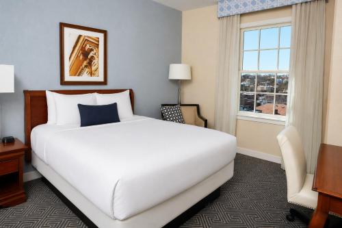 Hotel 24 South
