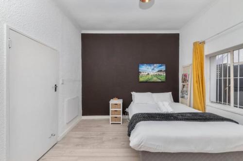 Modern and Stylish 2 BD House in Claremont - image 5