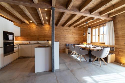 Chalet Brisi - Luxury & Bergblick in Wildhaus, Schweiz