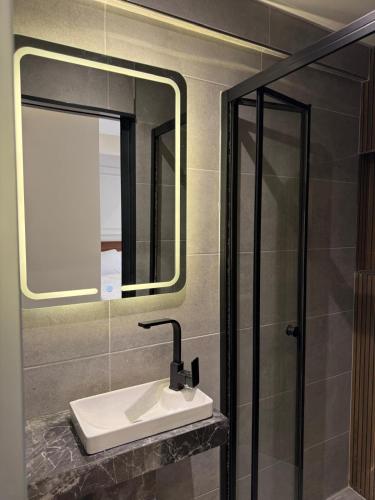 Armira Hotel Old City - image 5