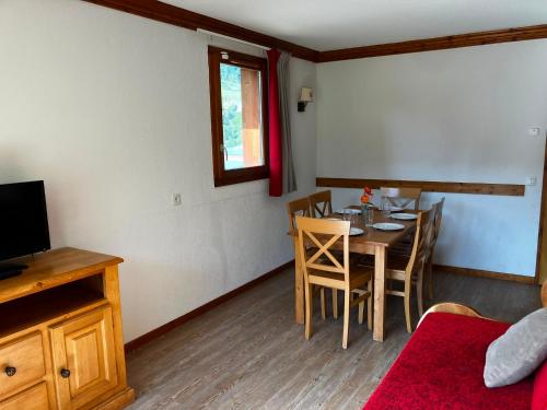 Sleeps 4