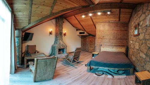 1 queen bed