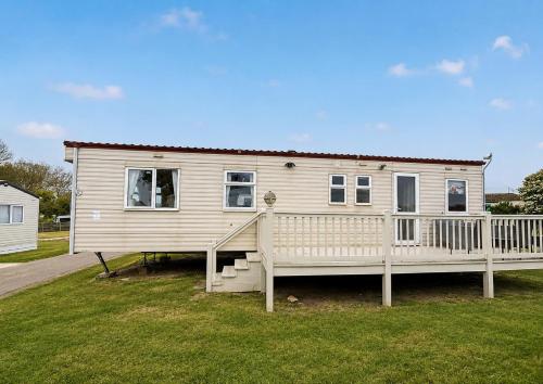 Superb Caravan By The Seaside In Kessingland, Suffolk Ref 90040Sg gîte à louer Benacre Ness