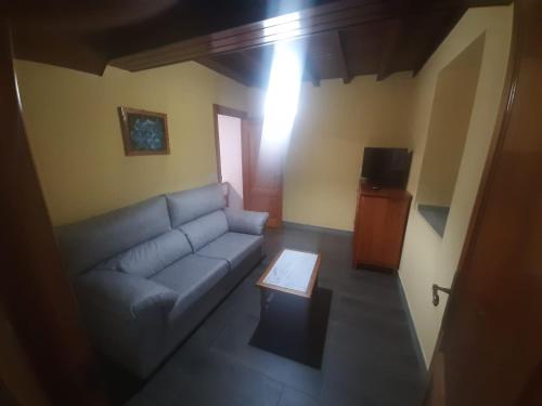 Casa valiño (Casa valino) in Cordido