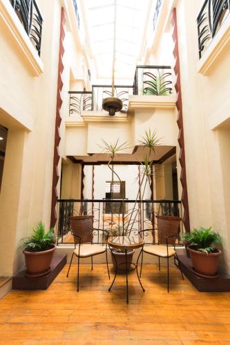 Facilities, Miramar Hotel near Baluarte de San Diego