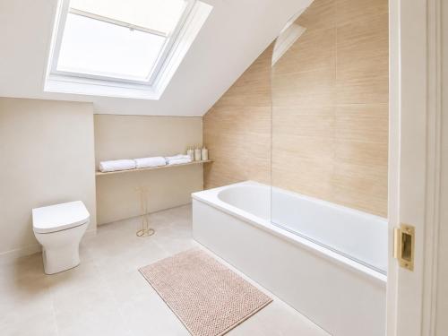 Modern 2 BDR in Prestwick - Sleeps 6 - Parking in Prestwick