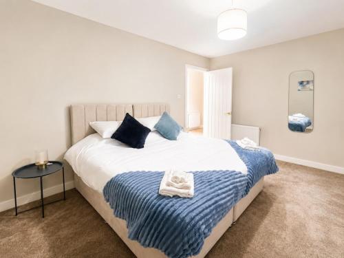 Modern 2 BDR in Prestwick - Sleeps 6 - Parking in Prestwick