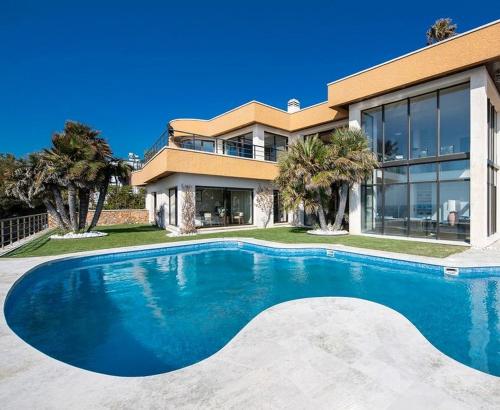 Casa de lujo con piscina