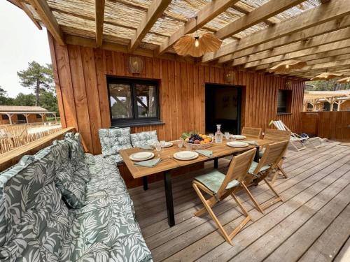 Chalet 76 - Terrasse - 6 personnes - Clim - Location, gîte - Vendays-Montalivet