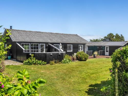 Holiday Home Isabel - 650m from the sea by Interhome