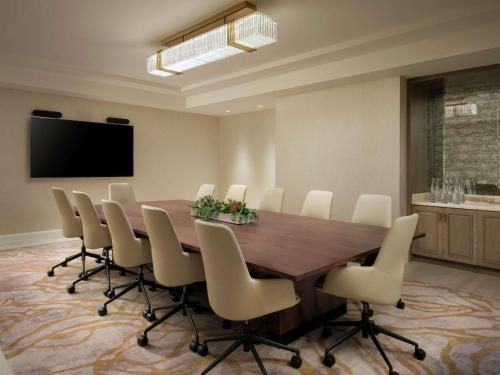 페어몬트 브레이커스 롱비치 - 회의실/연회장