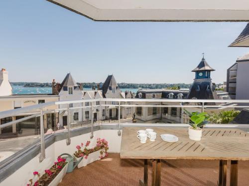 Apartment Le Clémenceau by Interhome