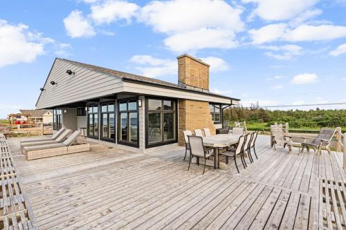 Ptit - 3 bedroom 2 bath Waterfront Oasis in Beaubassin East (NB)