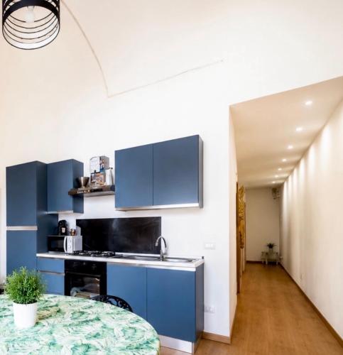 Large Apartment Near Central Station