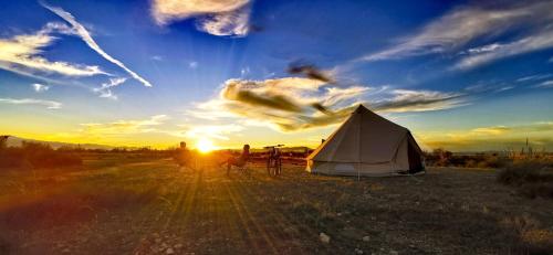 Camping & Área de Autocaravanas Las Viñas (Camping & Area de Autocaravanas Las Vinas) in Jerez Del Marquesado