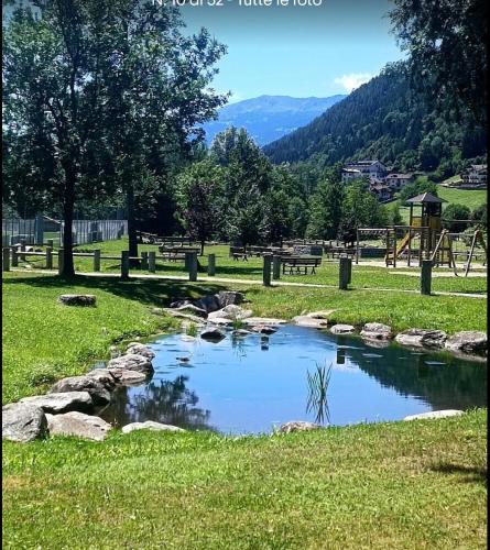 Accogliente nido di Silvia nel cuore di Caderzone Terme in Caderzone