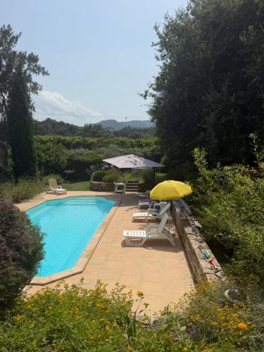 Deux pièces cosy en Corse, piscine et jardin pittoresque (Deux pieces cosy en Corse, piscine et jardin pittoresque) in Venzolasca