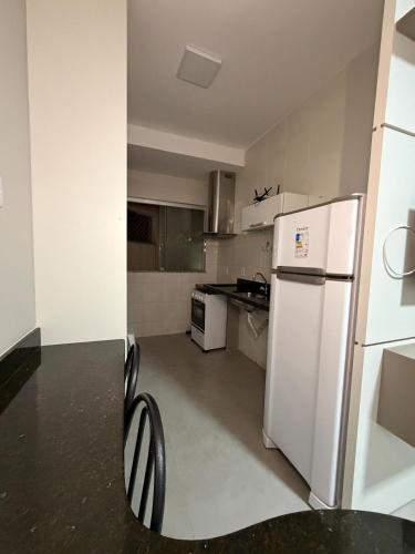 Apartamento no Centro com Piscina, Academia e Churrasqueira in Jardim Roma
