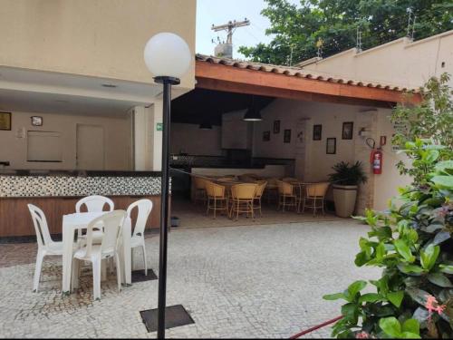 Apartamento no Centro com Piscina, Academia e Churrasqueira in Jardim Roma