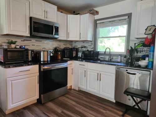 Villa Nemesio & Linsday 1 in East Atlanta