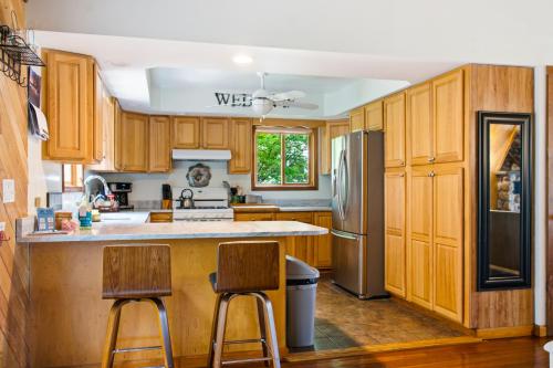 5 Min to Colgate, Pet Friendly, Sleeps 6 in Hamilton (NY)