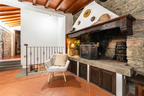 Køkken, Alberta Home - Rustic Chalet with Jacuzzi in Rufina