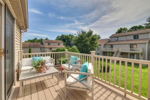 Bristol Condo Near ESPN HQ & Lake Compounce!