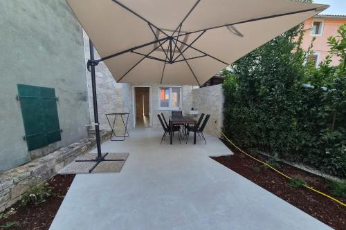 Holiday house with WiFi Rovinjsko Selo Rovinj - 3431 - image 5