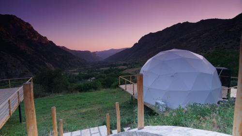 Glamping Yeghegis in Hermona