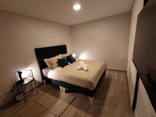 Nuevo Home Studio para 3 personas centro de Santiago Barrio Paris Londres D103