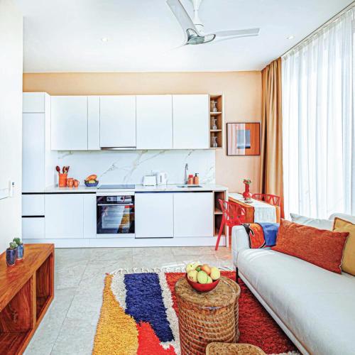 Cocina, Kasumai Beach Apartments in Bijilo