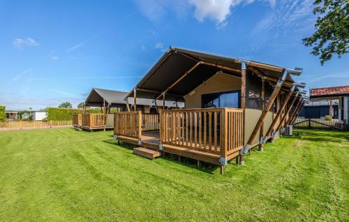 Amazing Home In Voorthuizen With Wifi