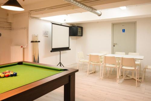 Recreational facilities, Kapsula Hostel Warszawa in Warsaw