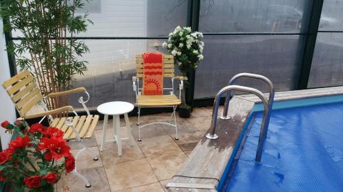 Zwembad, Het Findament Tiny house in Achttienhoven-Westbroek