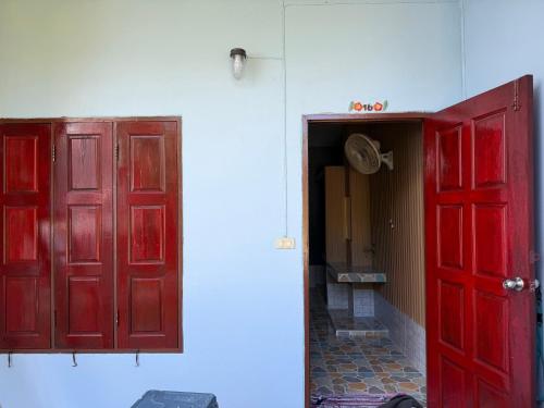 P'Un House Room Type - Standard Double Room with Fan