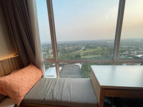 Surrounding environment, u residence 2 golf view studio lippo karawaci near Pempek rizki