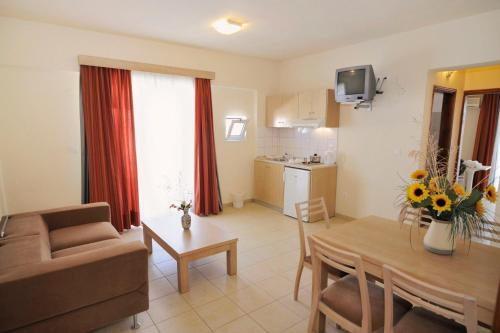 Anita ApartHotel - image 34