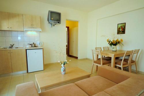Anita ApartHotel - image 35