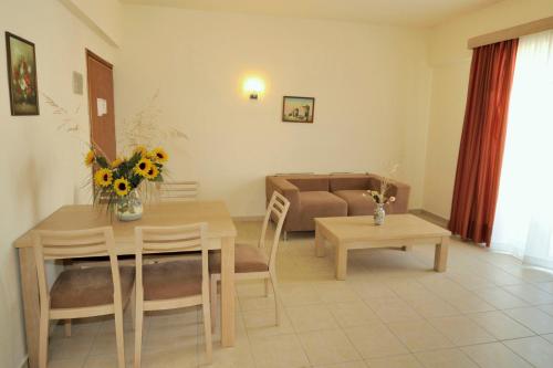 Anita ApartHotel - image 36