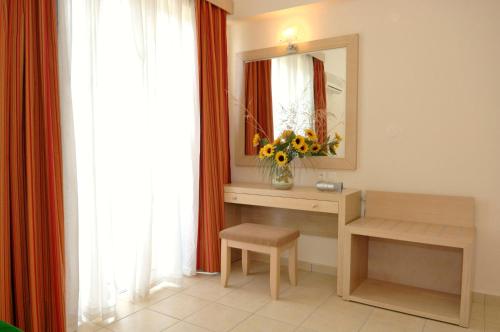 Anita ApartHotel - image 40