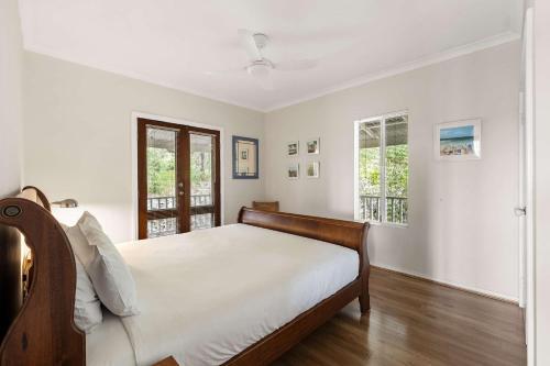 Hillview - Spacious Bushland Haven with Resort Access, Yallingup (Foto 3)
