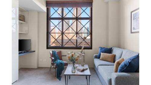1-bedroom Unit in Classic Melbourne CBD Building! - image 4