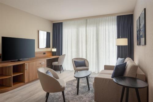 Hilton Garden Inn Davos Room Type - Junior Suite